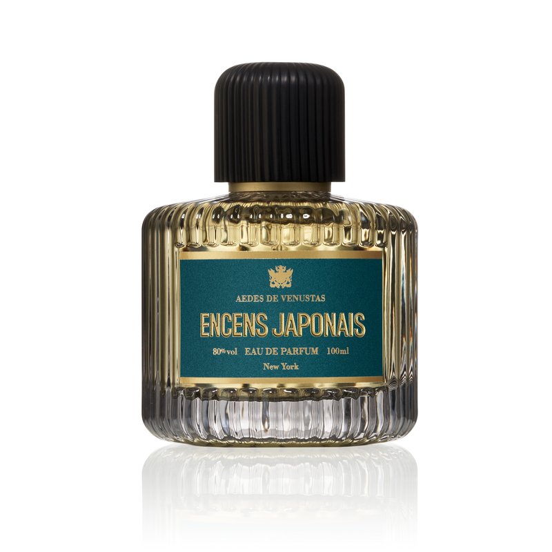 Aedes de Venustas Encens Japonais Eau de Parfum bottle